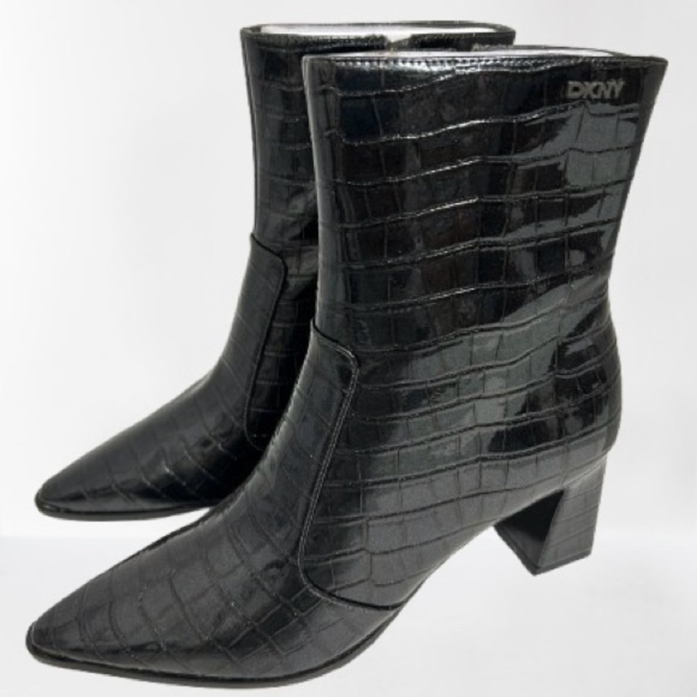 DKNY Women’s Sunny Pointed Toe Black Croc-Patterned Heeled Boots 10M